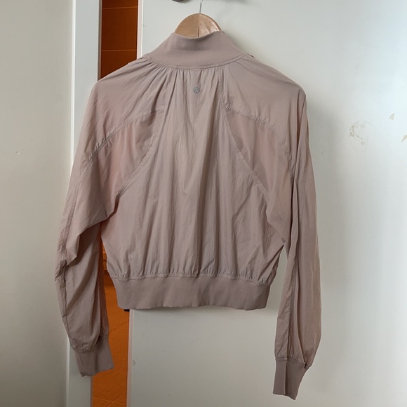 Lululemon cropped jacket - Picture 4 of 4